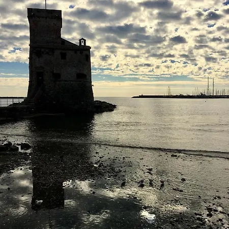 Nido Di Valter, 5 Min A Piedi Dalla E Dal Centro *